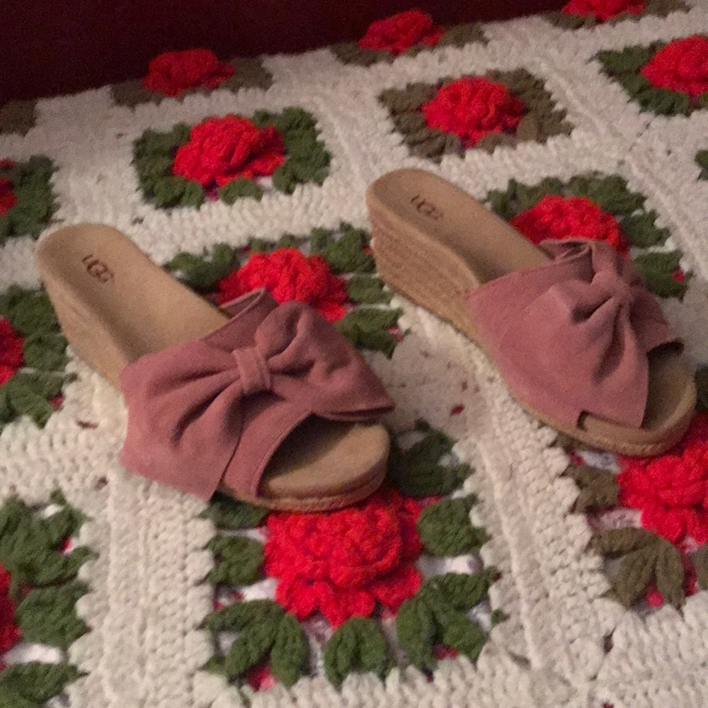 UGG wedges Brand new never worn